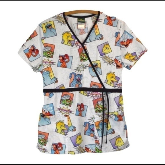 Sesame Street Mock Wrap Scrub Top, Medium - Picture 8 of 11